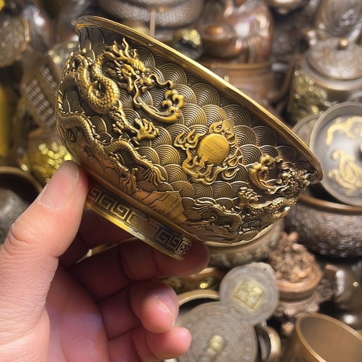 诚信经营铜器摆件