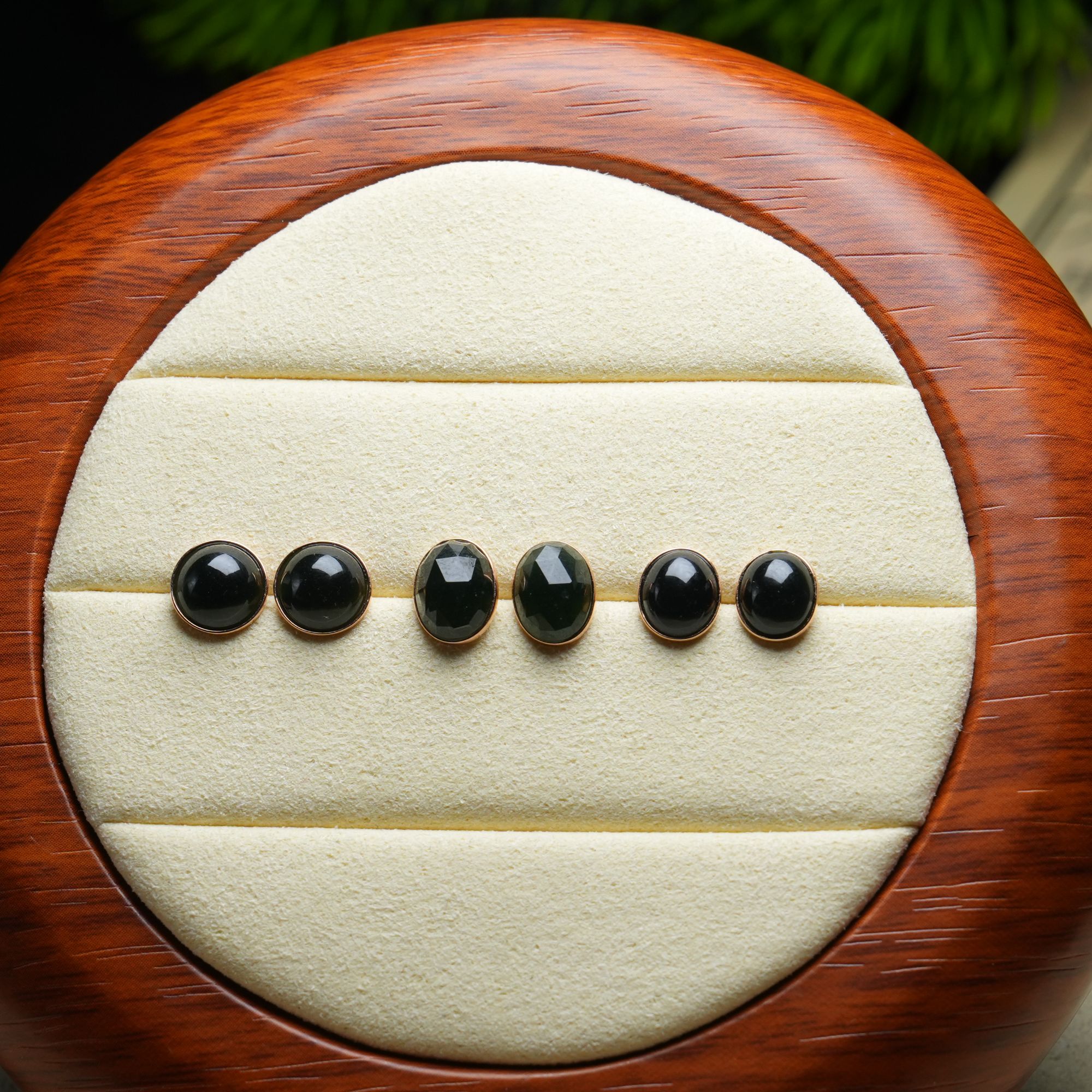 思懿珠宝 18k墨翠耳钉-880-多样性发一