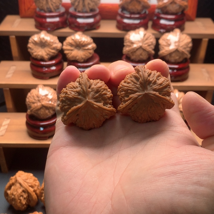 s***-文玩核桃吊坠磨盘