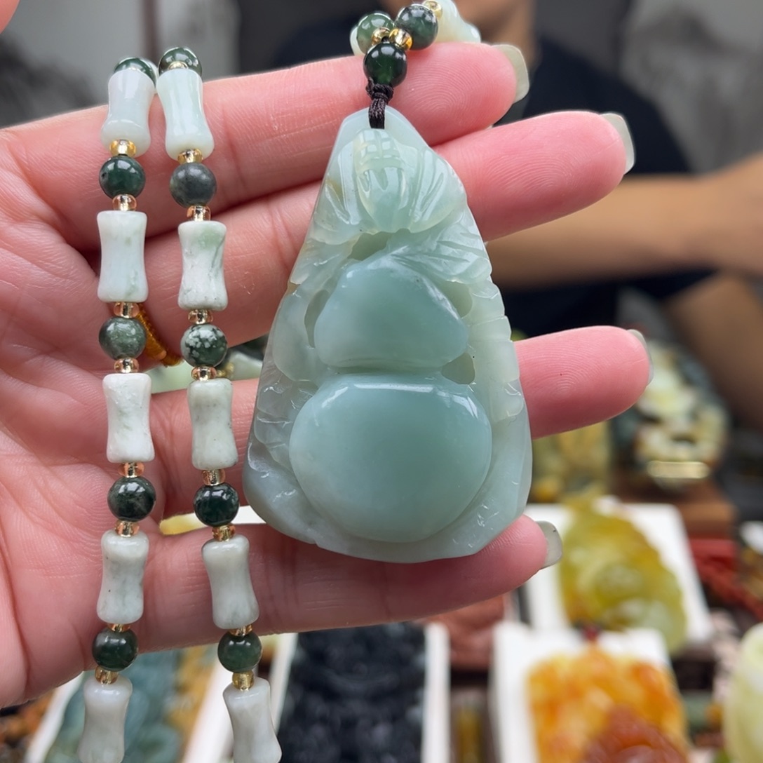 岫玉未镶嵌挂件挂件