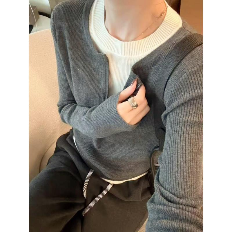 巨好看的半拉链打底针织衫女新款冬季假两件宽松内搭打底长袖上衣