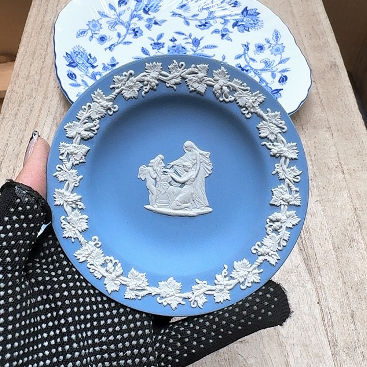 瓷片噗哈哈哈哈哈哈哈哈我的小