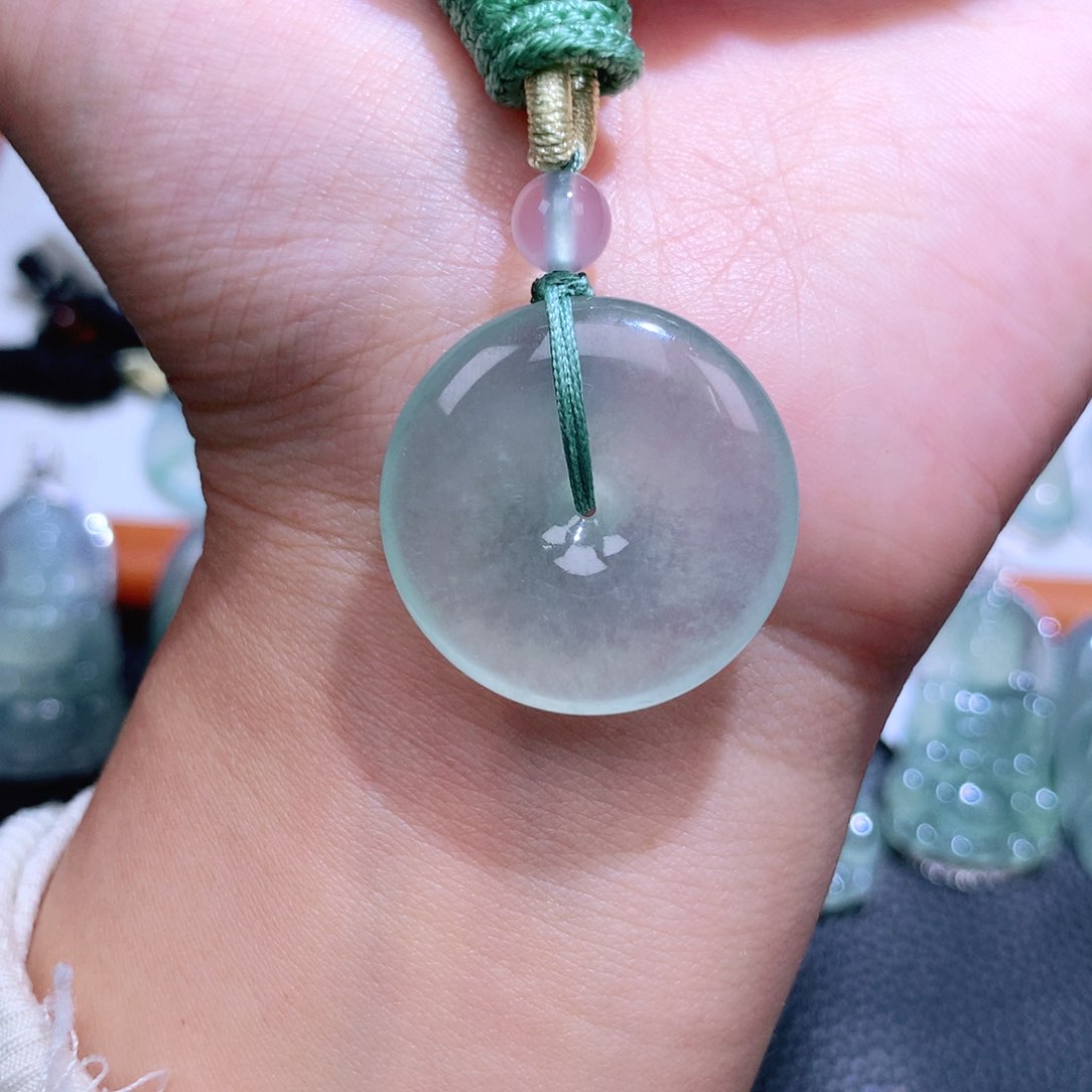 颈饰未镶嵌翡翠扣子