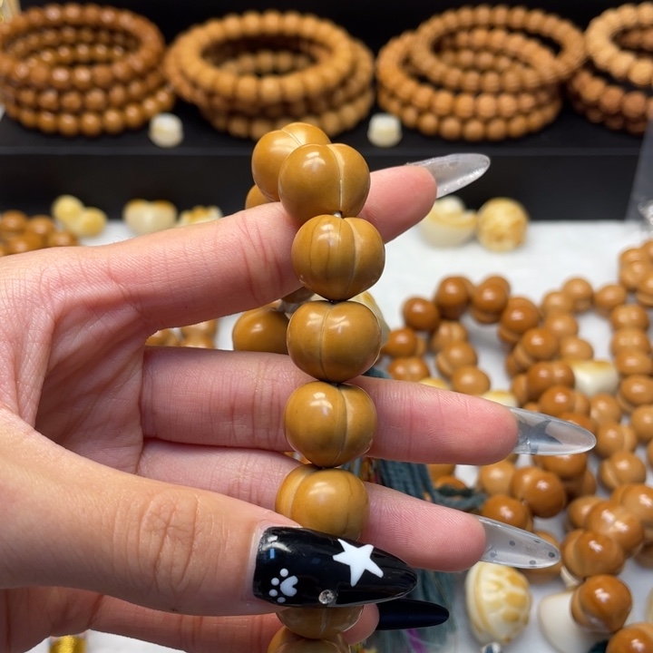 吹***️吊坠猴头核桃二等屁桃猴头核桃