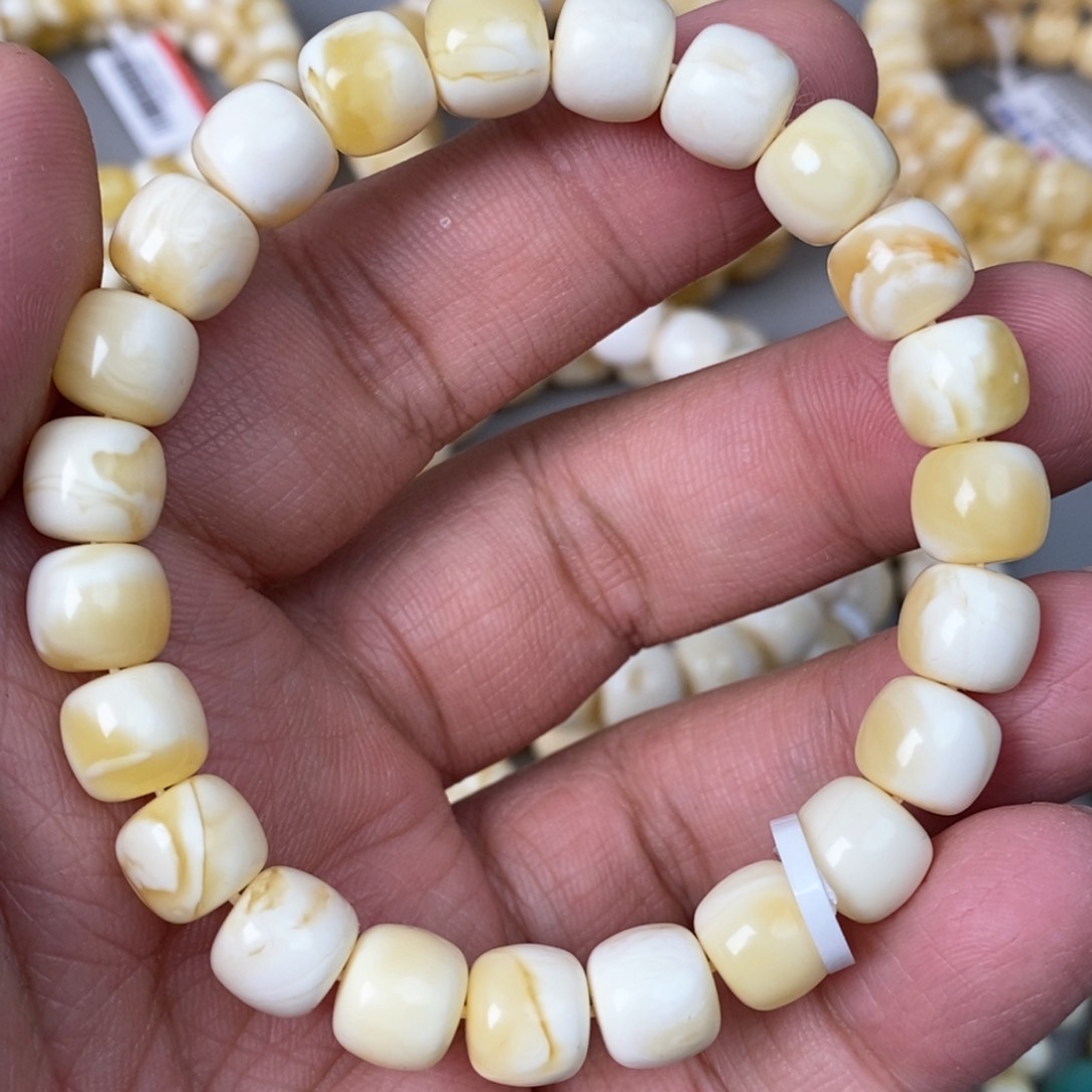 蜜蜡珠宝奇石未镶嵌 9.7mm