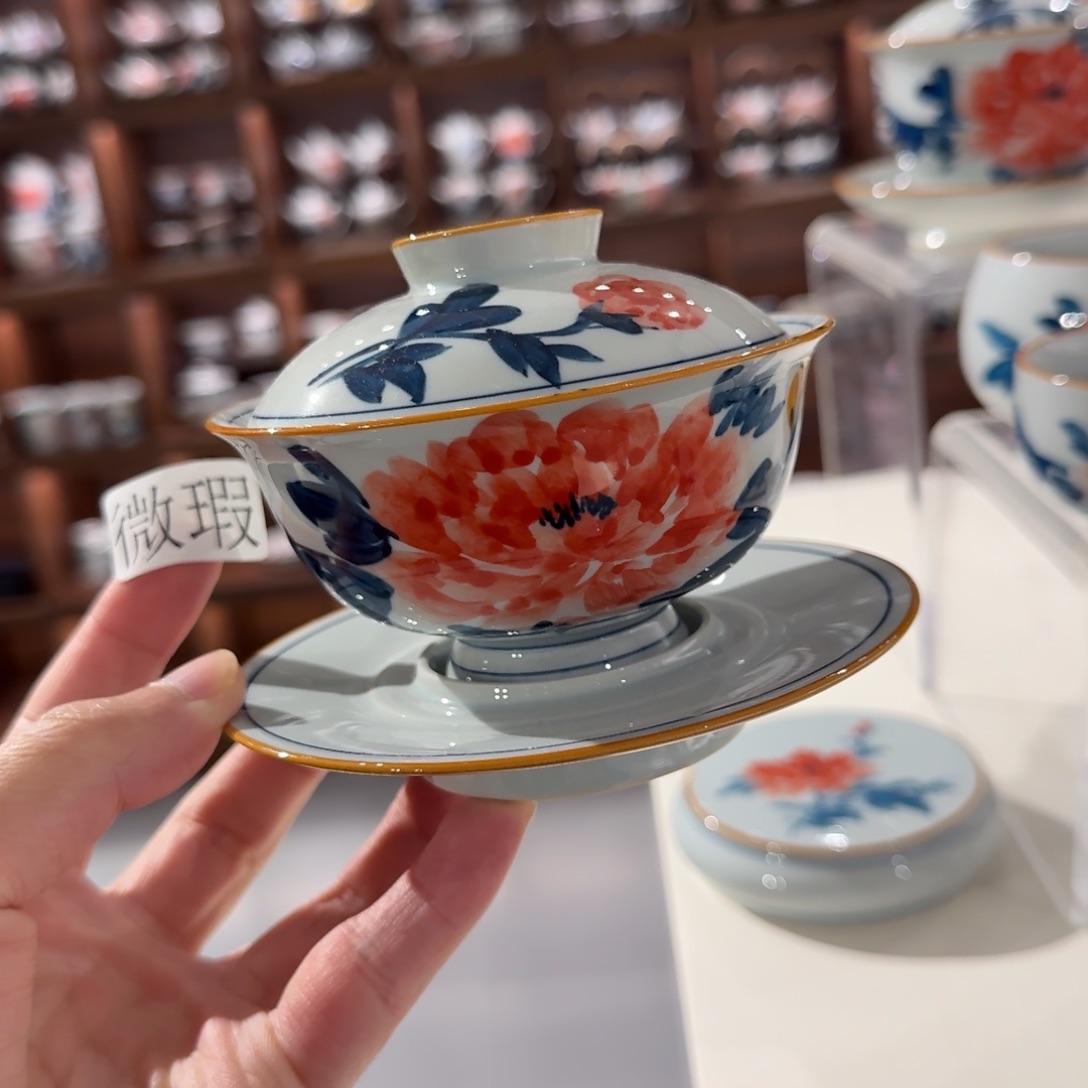 釉下手绘茶具微瑕