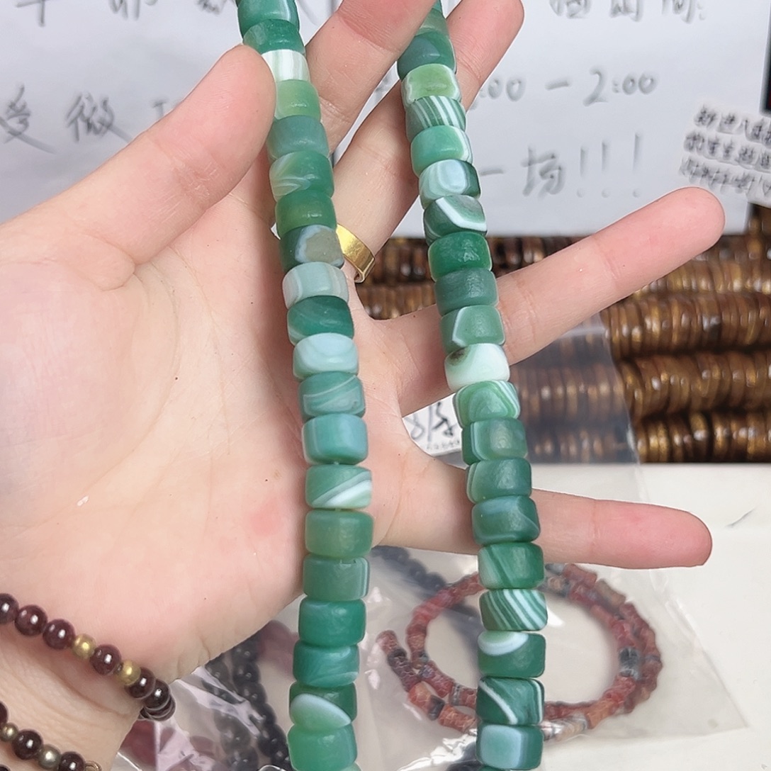 玛瑙/玉髓合金珠宝半成品h730 12m 翠绿隔珠老玛瑙一条 原价50！