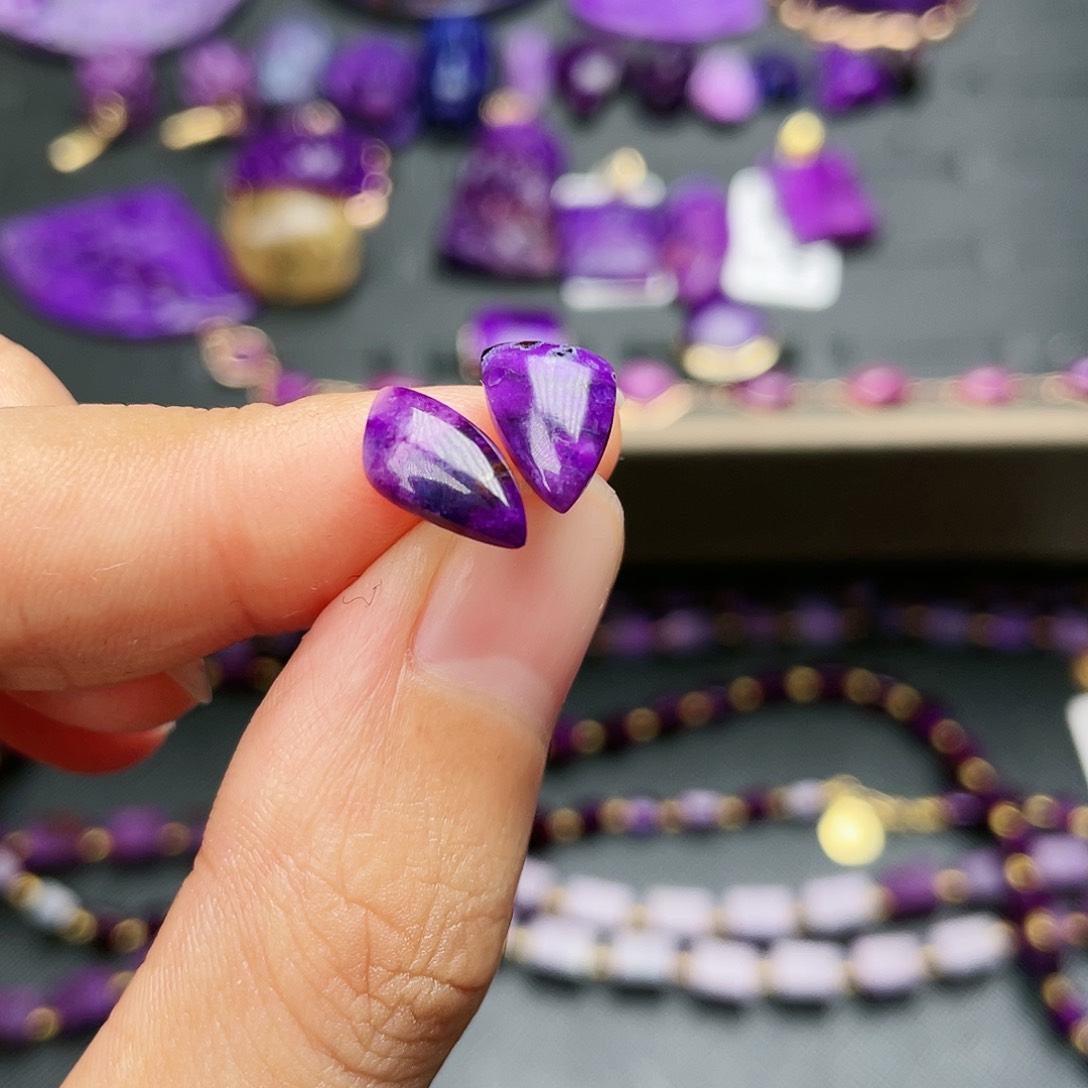 苏纪石（舒俱来）耳钉银S925镶嵌