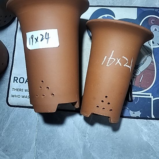 紫砂红泥兰花盆两个