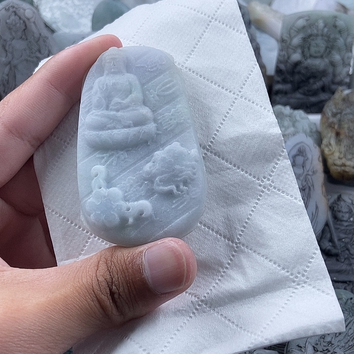 定制翡翠未镶嵌吊坠