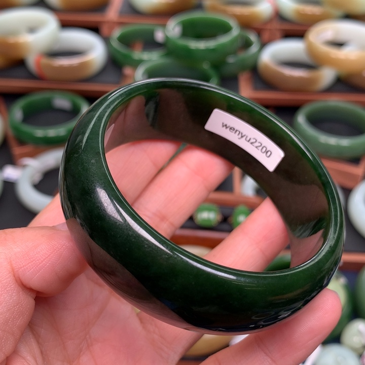 和田玉（碧玉）手镯未镶嵌小*兽58