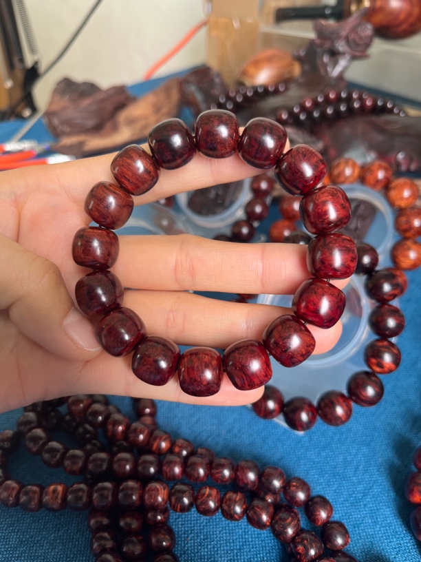 红降花梨公13/14手串玉化料