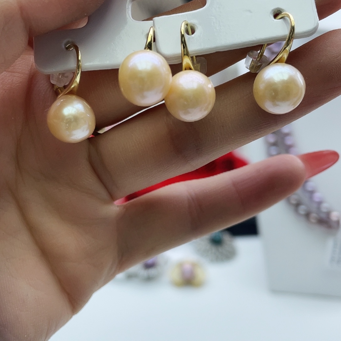 淡水珍珠吊坠未镶嵌