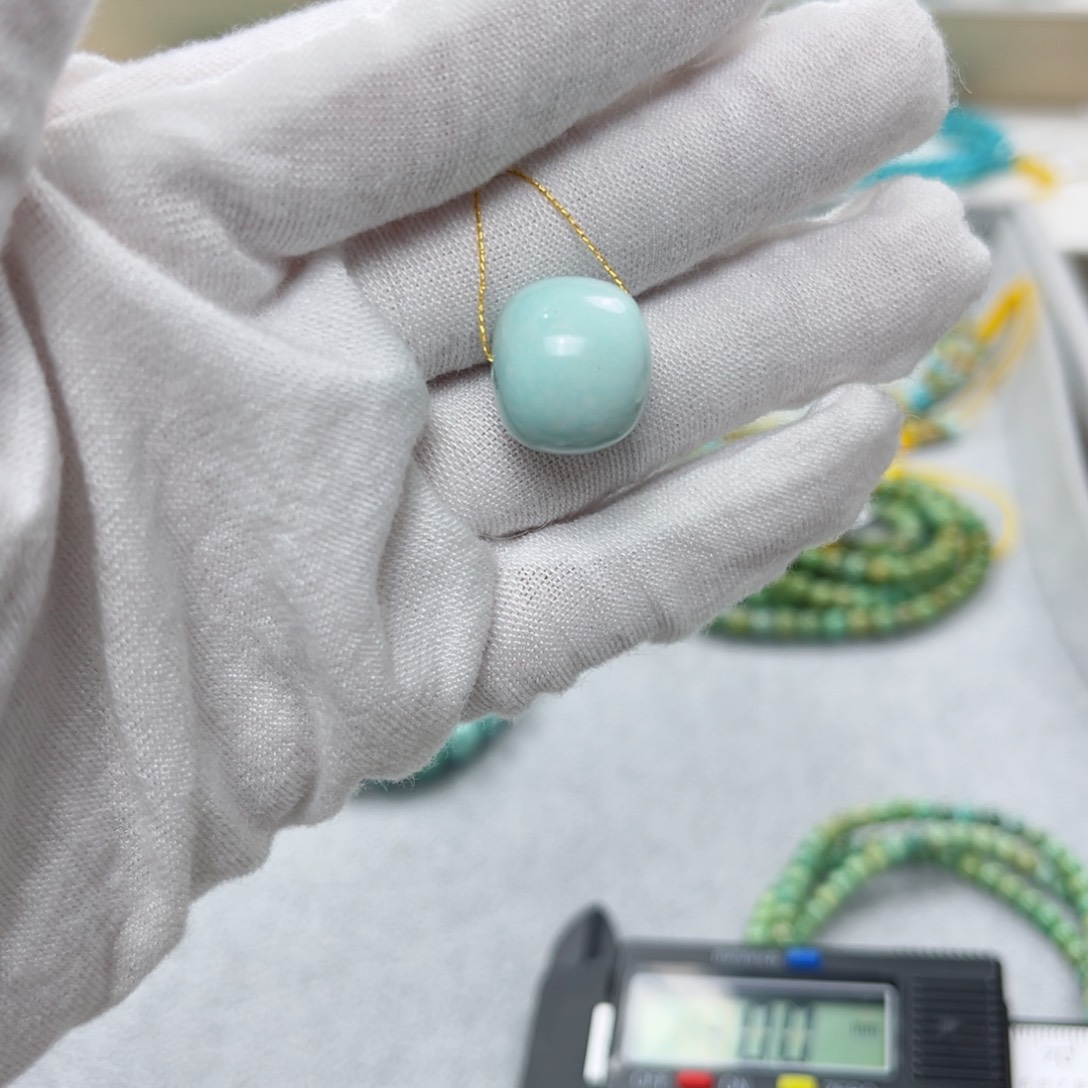 绿松石绿松石未镶嵌