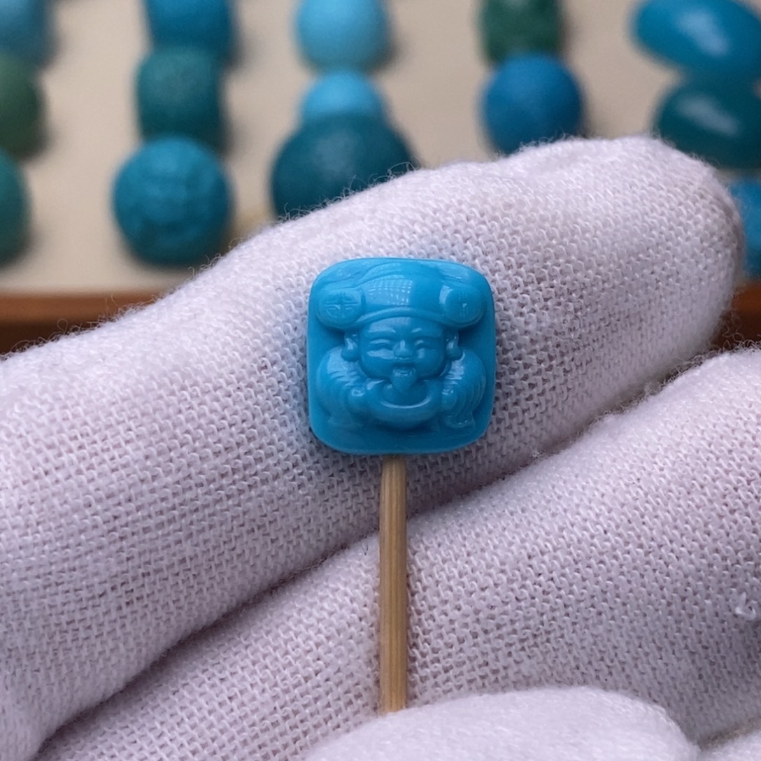 绿松石未镶嵌绿松石黄财神11.7*11.1