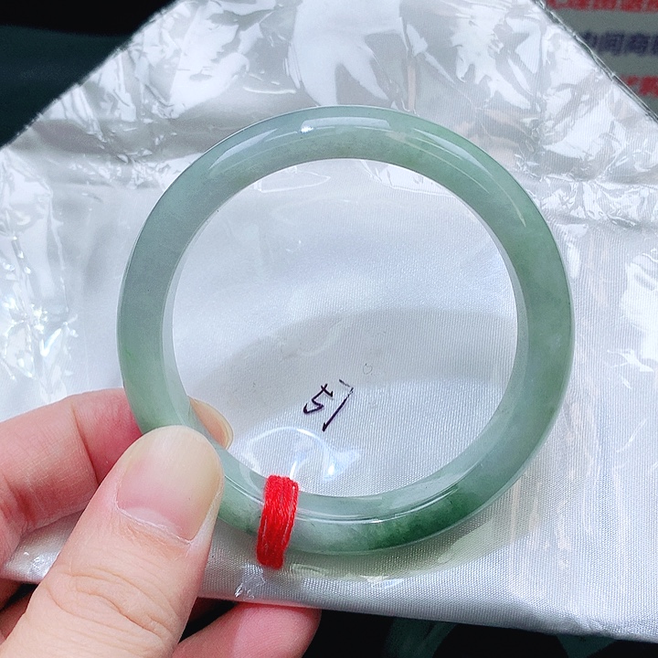 翡翠未镶嵌手镯190