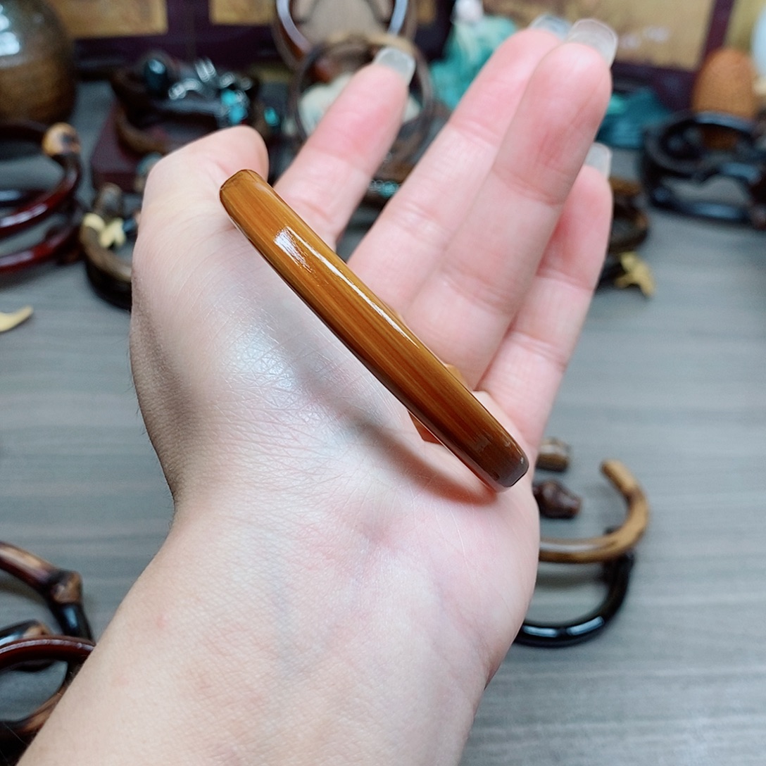 吊坠藤艺红金刚15/16手围