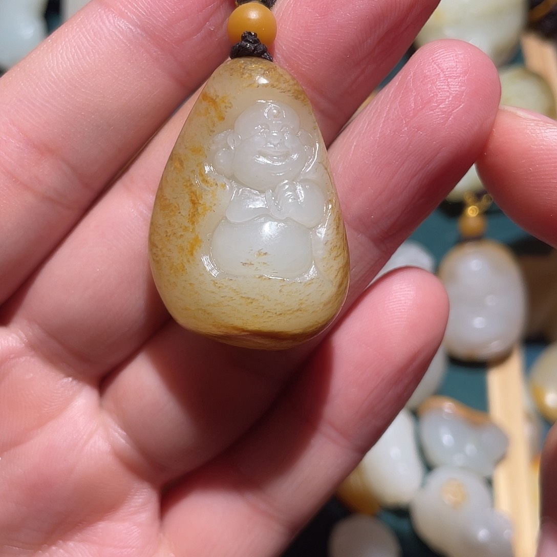 和田玉挂件未镶嵌刚*