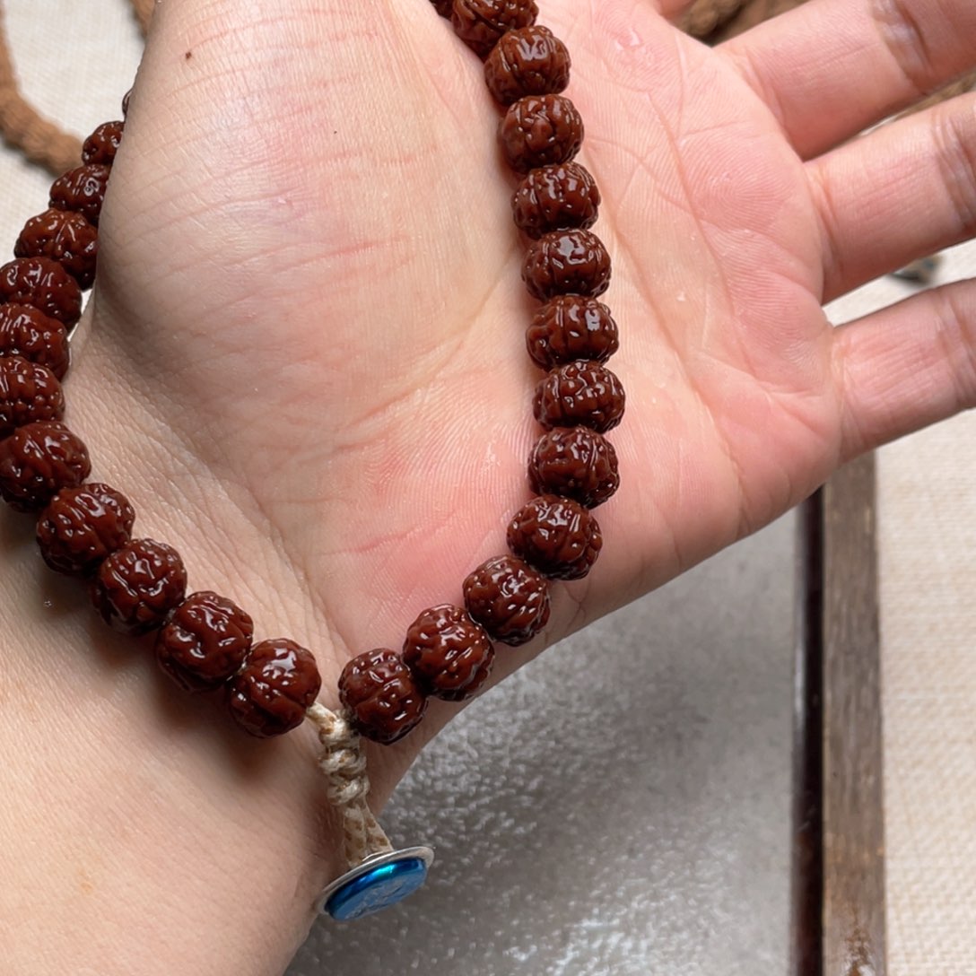 金刚菩提吊坠九****）老树王