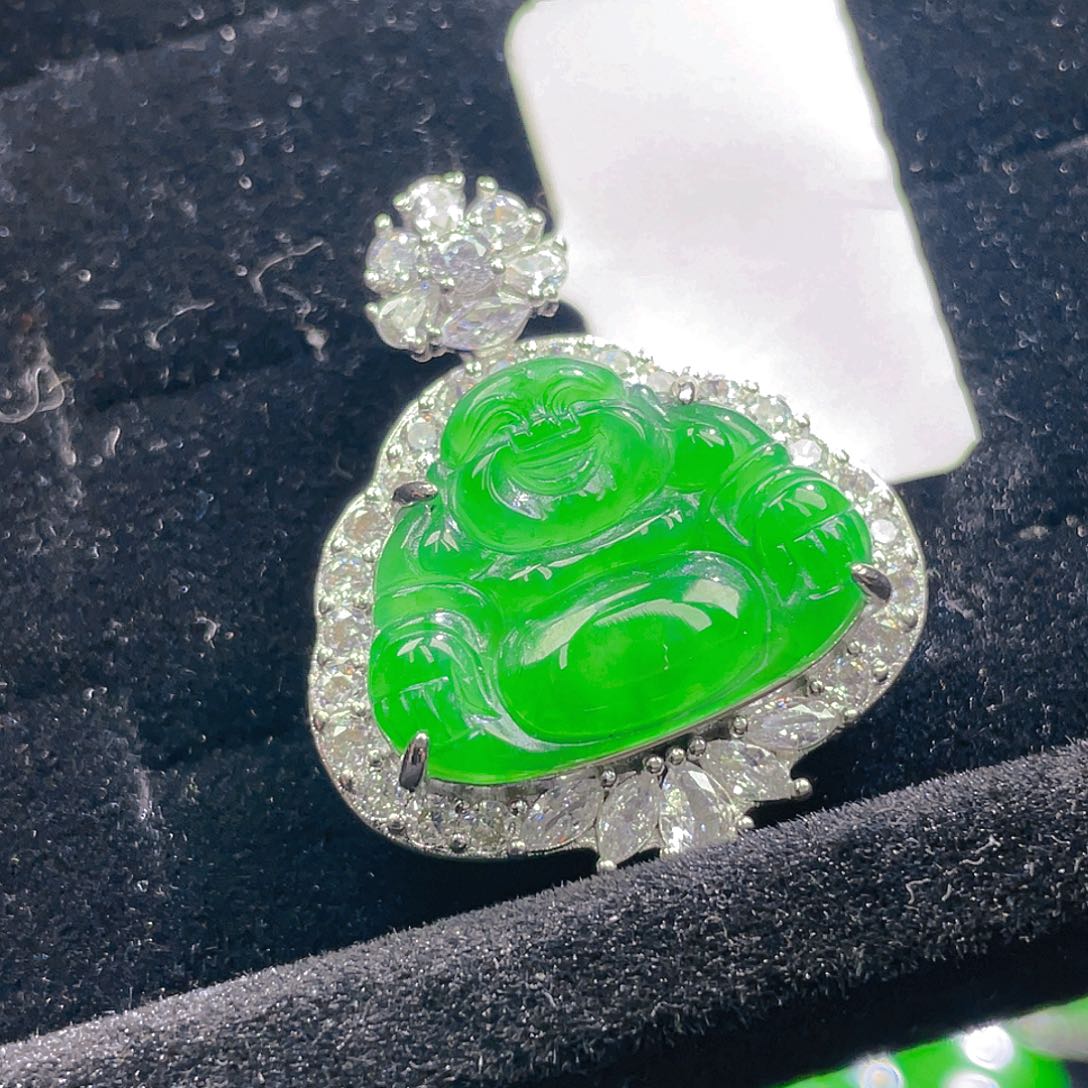 翡翠颈饰未镶嵌3，