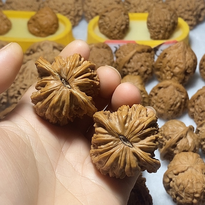 文玩核桃把件四座楼42