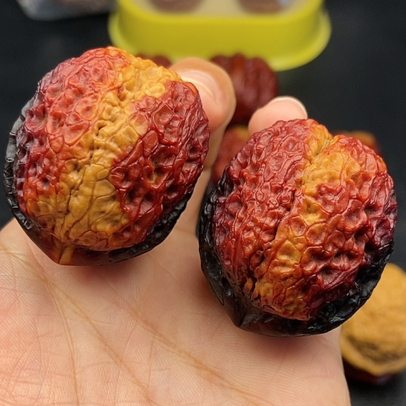 【闪购商品】把件文玩核桃40尺金蟒元宝