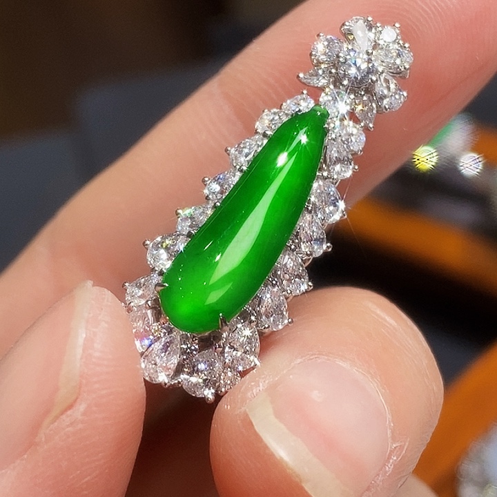 吊坠(不含链)18K金镶嵌翡翠