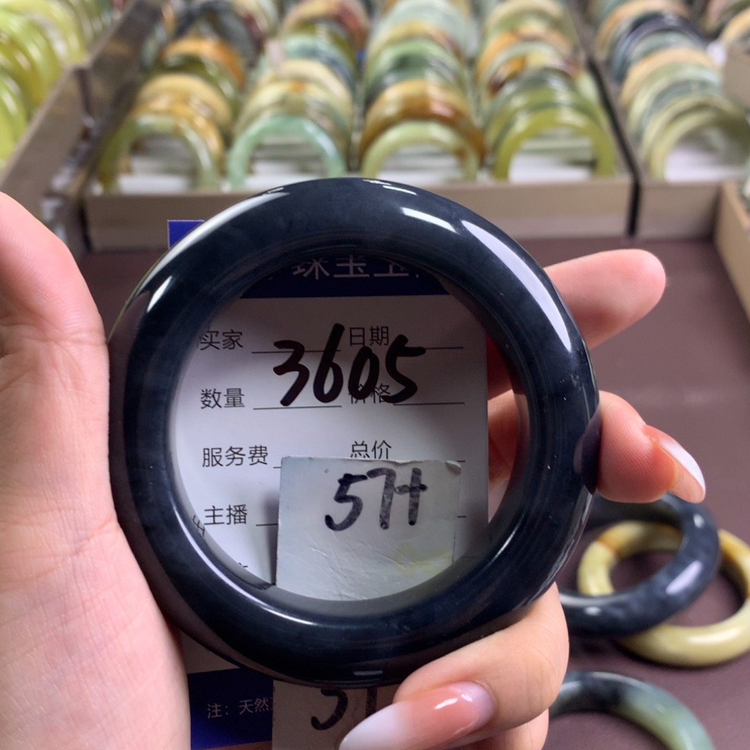 蛇纹石玉未镶嵌手镯3605