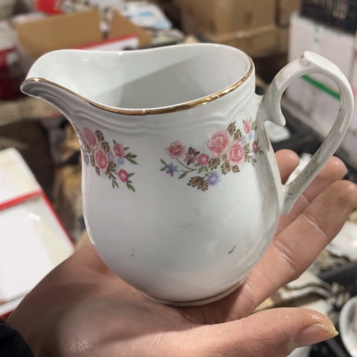 其他盘子碗都便宜