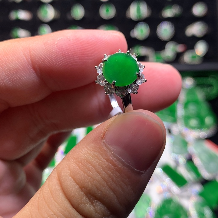 【闪购商品】翡翠颈饰银S925镶嵌圆牌