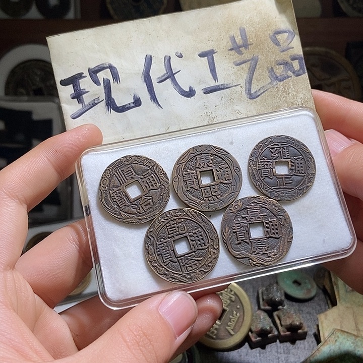 铜现代翻砂制作工艺品