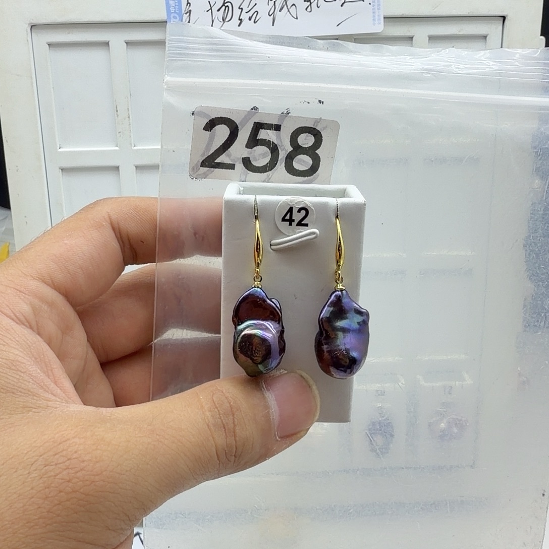 合金淡水珍珠颈饰