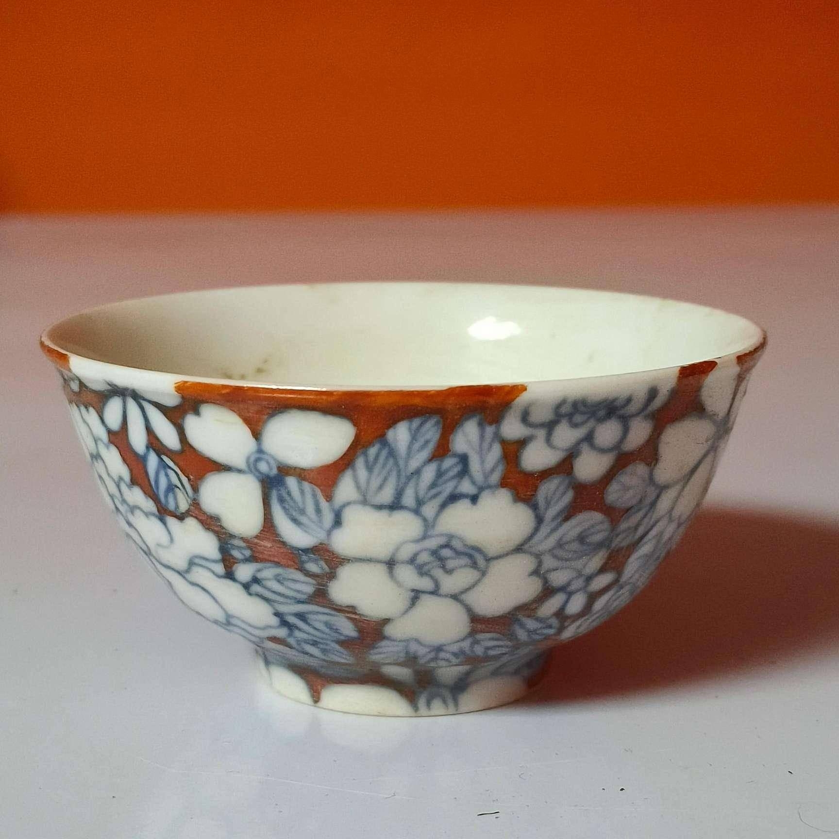 3609清晚期 红地留白百花品茗杯