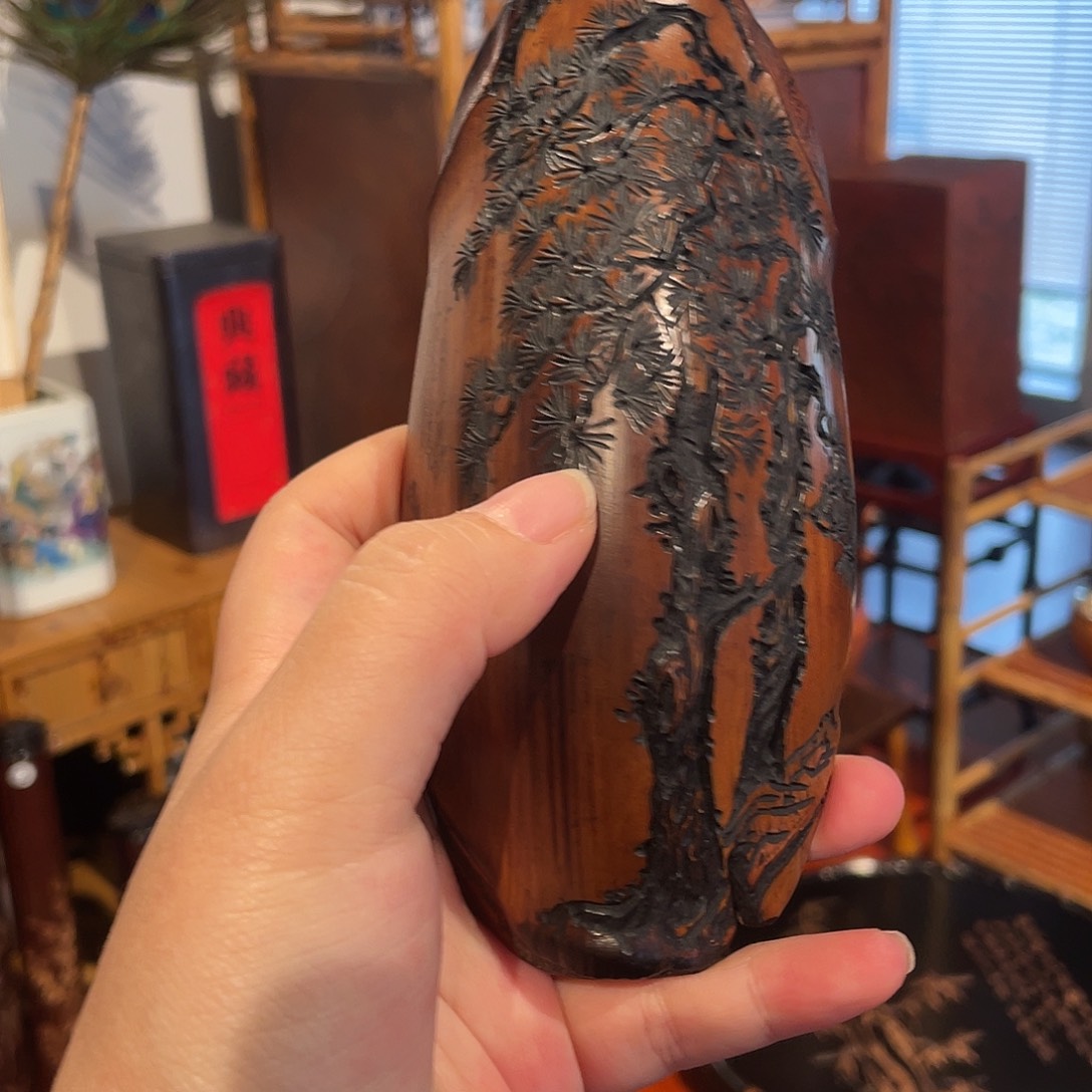 阿***拉纯手工制作。       