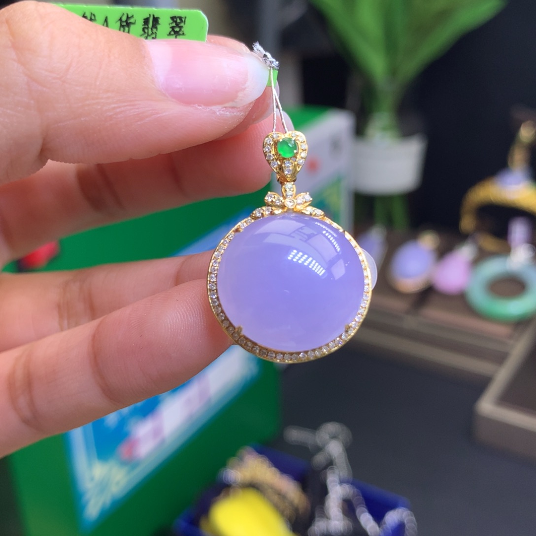 【闪购商品】翡翠颈饰18K金镶嵌翻**枝翡翠