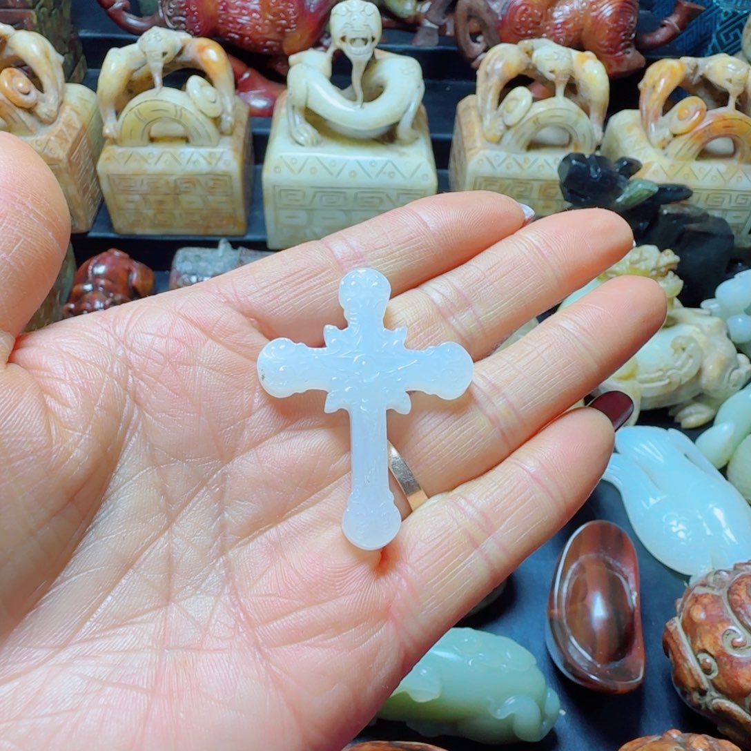 和田玉未镶嵌挂件