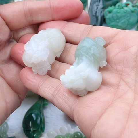 独山玉颈饰未镶嵌富*定制