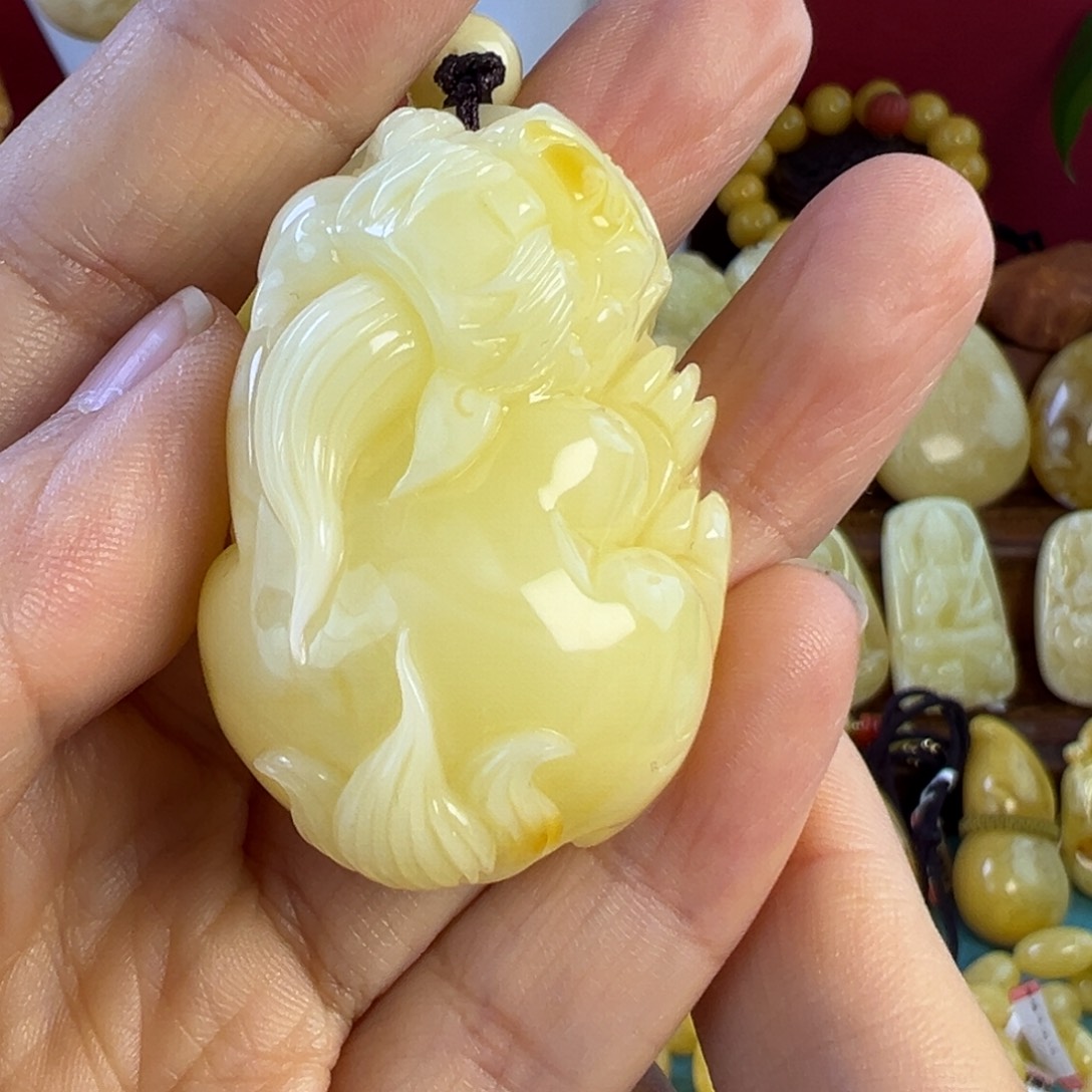 蜜蜡吊坠(赠链)未镶嵌