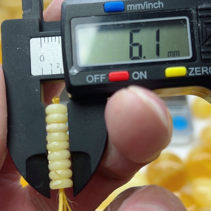 琥珀（矿物珀）裸石未镶嵌