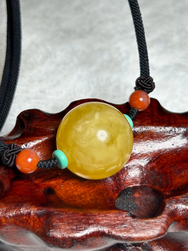 俄罗斯满蜜白花锁骨珠女款气质时尚百搭珠珠精美