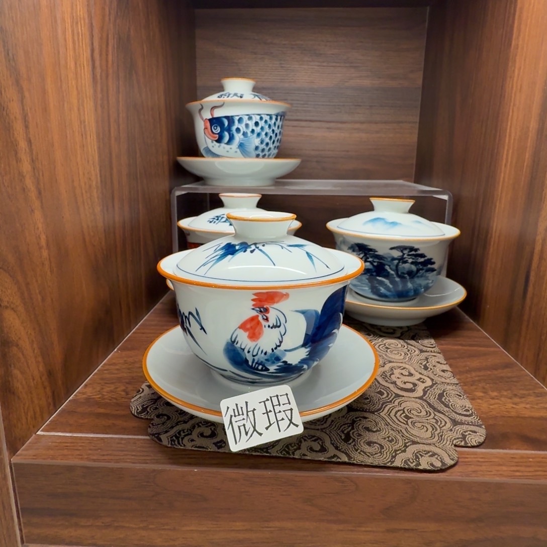 釉下手绘茶具微瑕