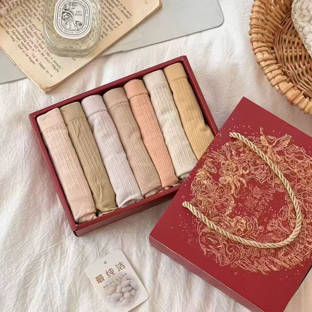 N318高腰无痕拼边短裤7条装红盒