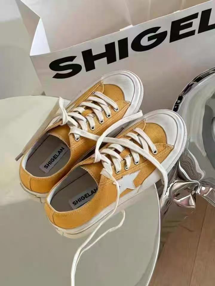 诗歌兰2025新款平底休闲帆布板鞋女