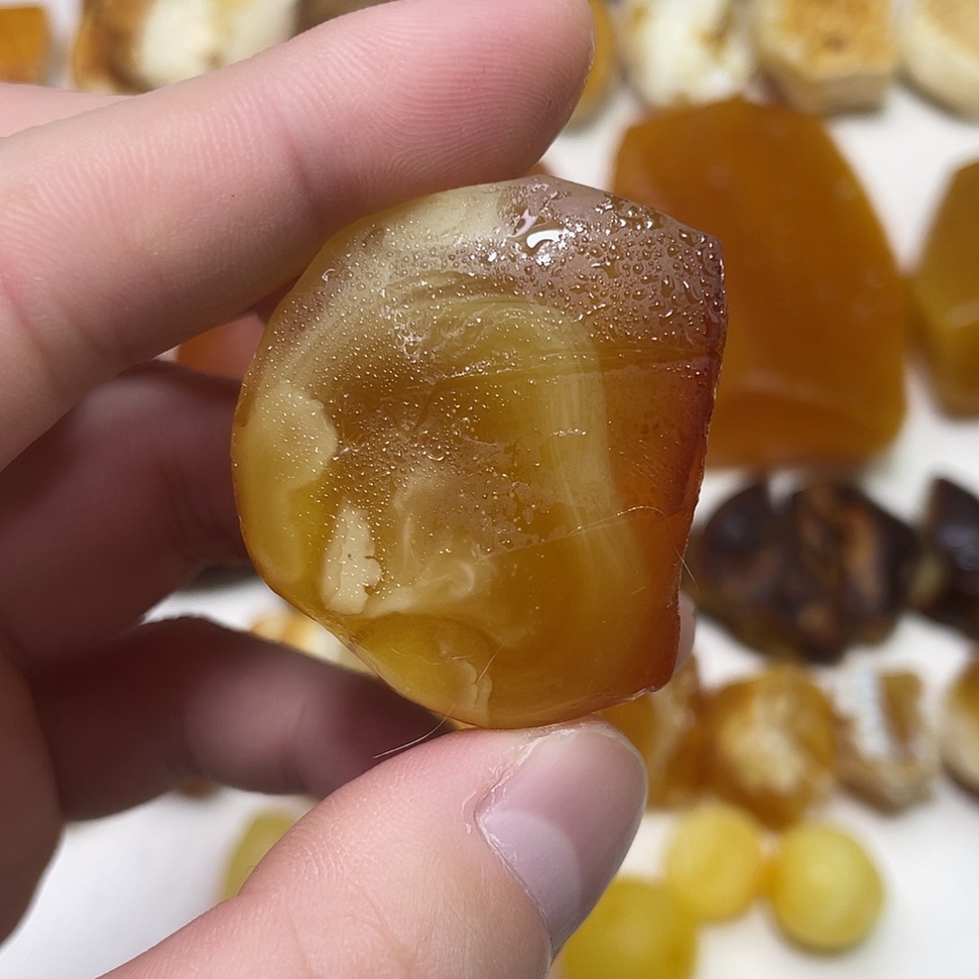 定制琥珀未镶嵌原矿蜜蜡