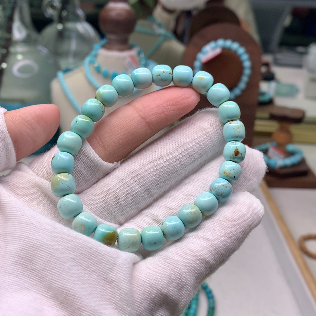 绿松石配饰未镶嵌