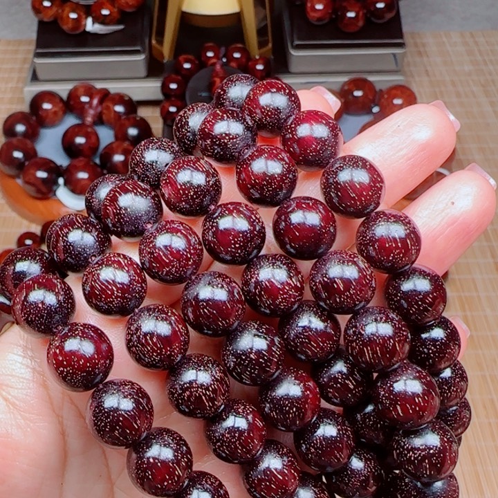 檀香紫檀（小叶紫檀）桃3w