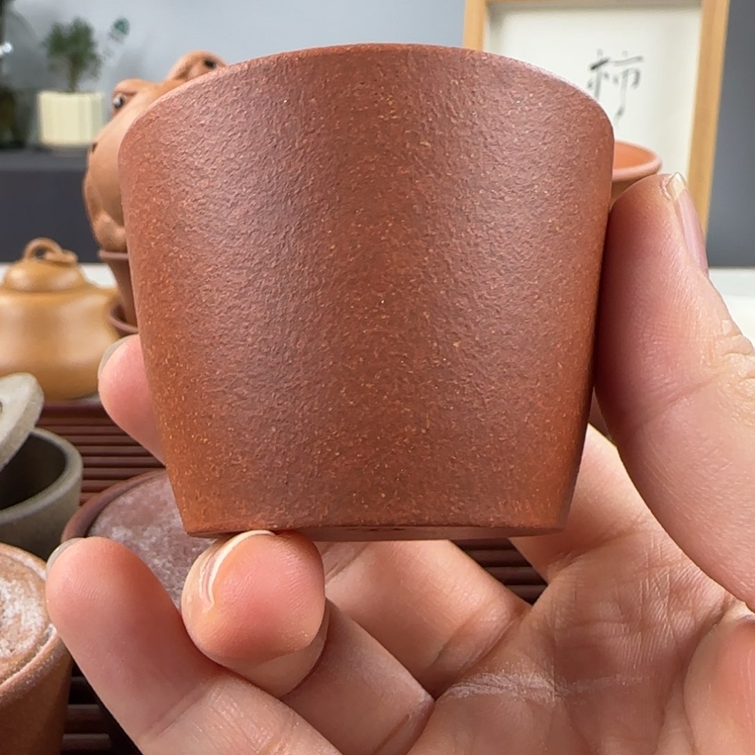 紫砂茶壶杯子平底半手红降坡80ml