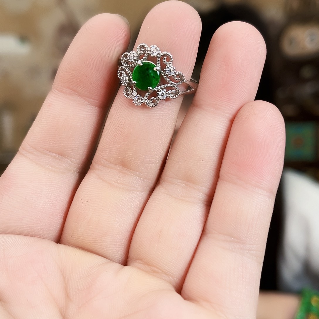 翡翠银S925镶嵌颈饰戒指