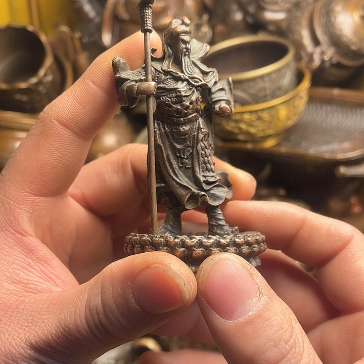 诚信经营铜器摆件