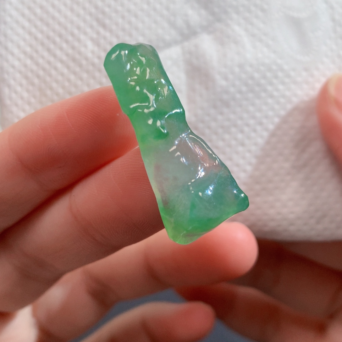 翡翠未镶嵌吊坠(不含链)223